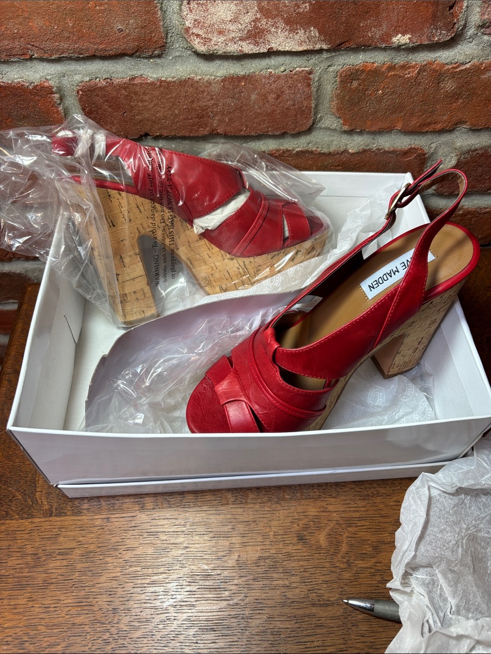 Steve Madden Red Leather Cork Block-Heel. NIB 7.5 M 5 1/2 inch platform heel.
